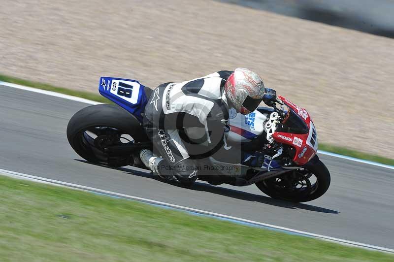Motorcycle action photographs;donington;donington park leicestershire;donington photographs;event digital images;eventdigitalimages;no limits trackday;peter wileman photography;trackday;trackday digital images;trackday photos
