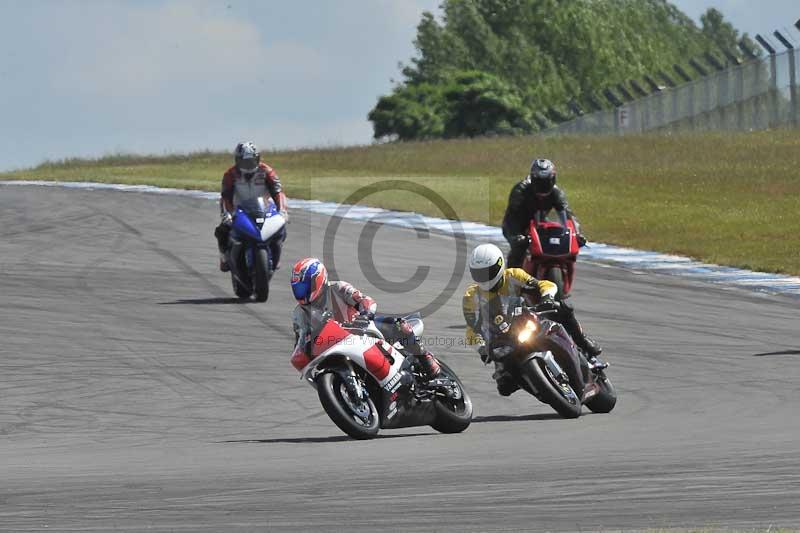 Motorcycle action photographs;donington;donington park leicestershire;donington photographs;event digital images;eventdigitalimages;no limits trackday;peter wileman photography;trackday;trackday digital images;trackday photos