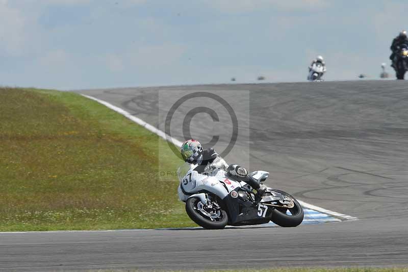 Motorcycle action photographs;donington;donington park leicestershire;donington photographs;event digital images;eventdigitalimages;no limits trackday;peter wileman photography;trackday;trackday digital images;trackday photos