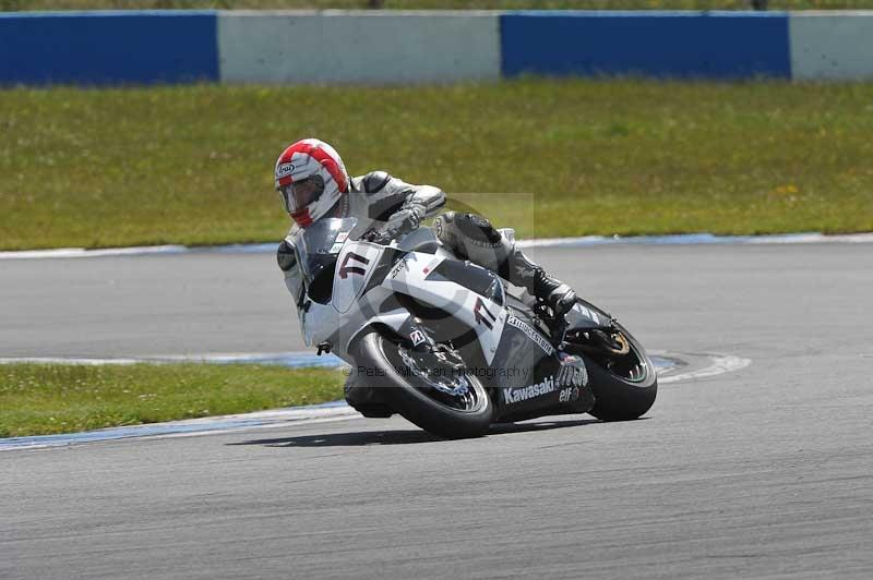 Motorcycle action photographs;donington;donington park leicestershire;donington photographs;event digital images;eventdigitalimages;no limits trackday;peter wileman photography;trackday;trackday digital images;trackday photos