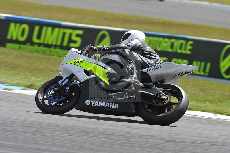 Motorcycle action photographs;donington;donington park leicestershire;donington photographs;event digital images;eventdigitalimages;no limits trackday;peter wileman photography;trackday;trackday digital images;trackday photos
