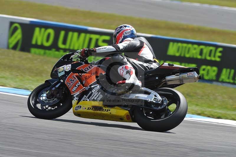 Motorcycle action photographs;donington;donington park leicestershire;donington photographs;event digital images;eventdigitalimages;no limits trackday;peter wileman photography;trackday;trackday digital images;trackday photos