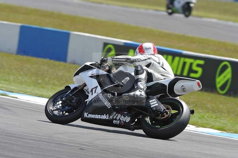 Motorcycle action photographs;donington;donington park leicestershire;donington photographs;event digital images;eventdigitalimages;no limits trackday;peter wileman photography;trackday;trackday digital images;trackday photos