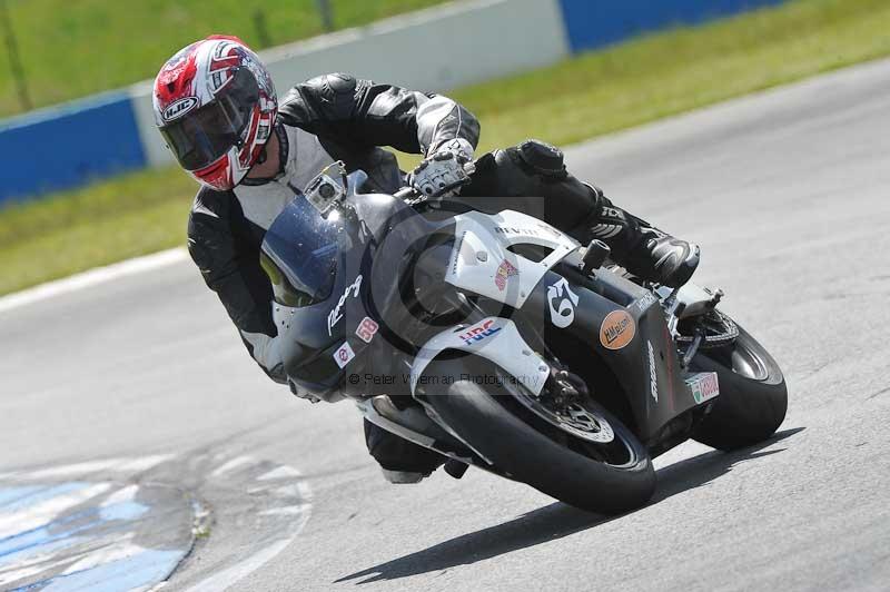 Motorcycle action photographs;donington;donington park leicestershire;donington photographs;event digital images;eventdigitalimages;no limits trackday;peter wileman photography;trackday;trackday digital images;trackday photos