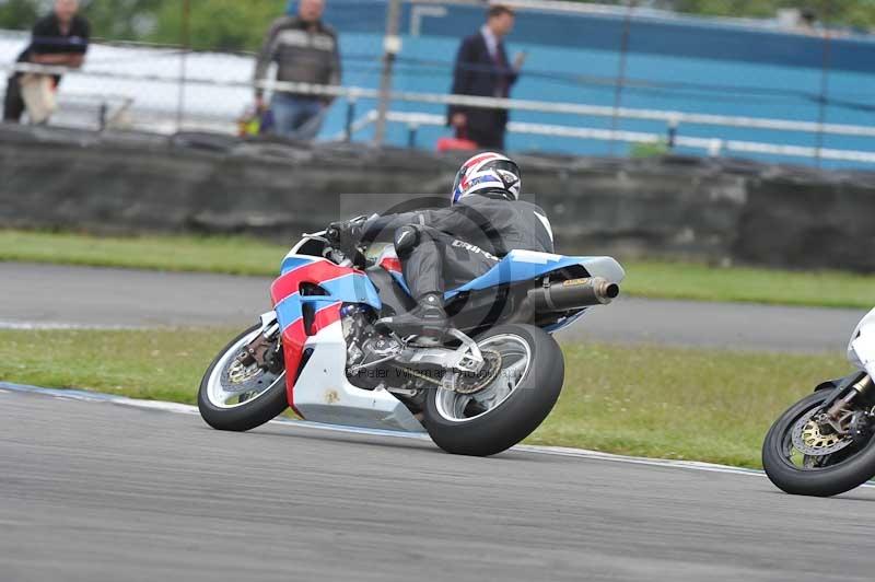 Motorcycle action photographs;donington;donington park leicestershire;donington photographs;event digital images;eventdigitalimages;no limits trackday;peter wileman photography;trackday;trackday digital images;trackday photos