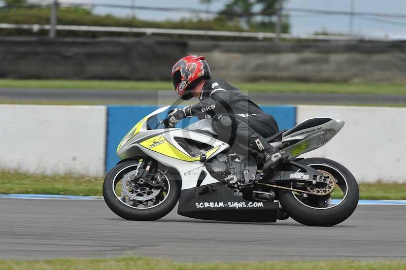 Motorcycle action photographs;donington;donington park leicestershire;donington photographs;event digital images;eventdigitalimages;no limits trackday;peter wileman photography;trackday;trackday digital images;trackday photos