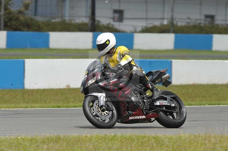 Motorcycle action photographs;donington;donington park leicestershire;donington photographs;event digital images;eventdigitalimages;no limits trackday;peter wileman photography;trackday;trackday digital images;trackday photos