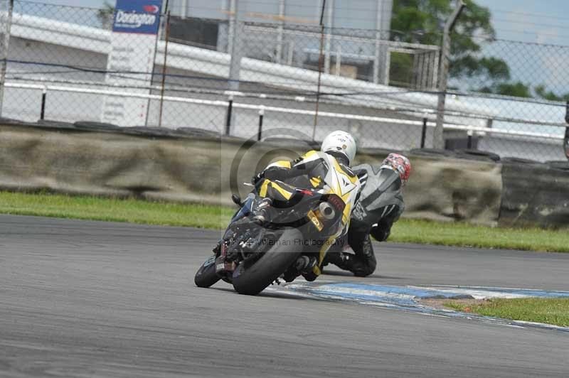 Motorcycle action photographs;donington;donington park leicestershire;donington photographs;event digital images;eventdigitalimages;no limits trackday;peter wileman photography;trackday;trackday digital images;trackday photos