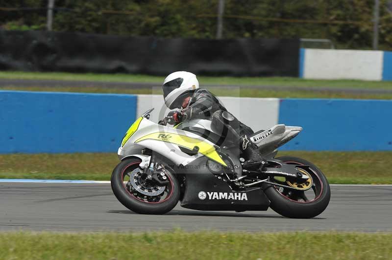 Motorcycle action photographs;donington;donington park leicestershire;donington photographs;event digital images;eventdigitalimages;no limits trackday;peter wileman photography;trackday;trackday digital images;trackday photos