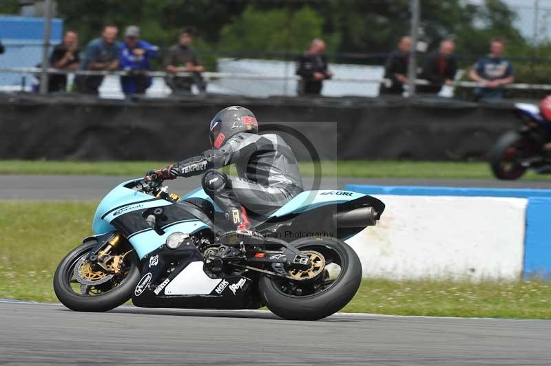 Motorcycle action photographs;donington;donington park leicestershire;donington photographs;event digital images;eventdigitalimages;no limits trackday;peter wileman photography;trackday;trackday digital images;trackday photos