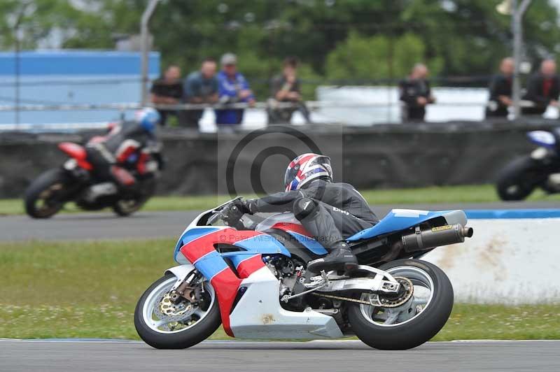 Motorcycle action photographs;donington;donington park leicestershire;donington photographs;event digital images;eventdigitalimages;no limits trackday;peter wileman photography;trackday;trackday digital images;trackday photos
