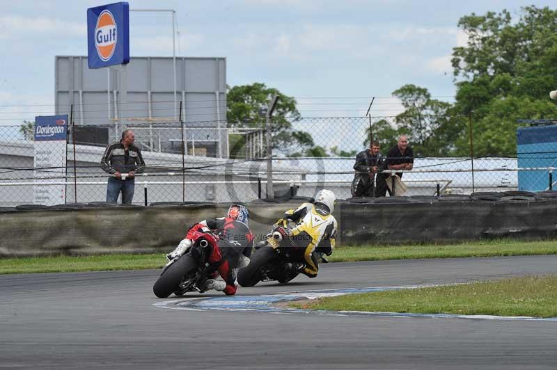 Motorcycle action photographs;donington;donington park leicestershire;donington photographs;event digital images;eventdigitalimages;no limits trackday;peter wileman photography;trackday;trackday digital images;trackday photos