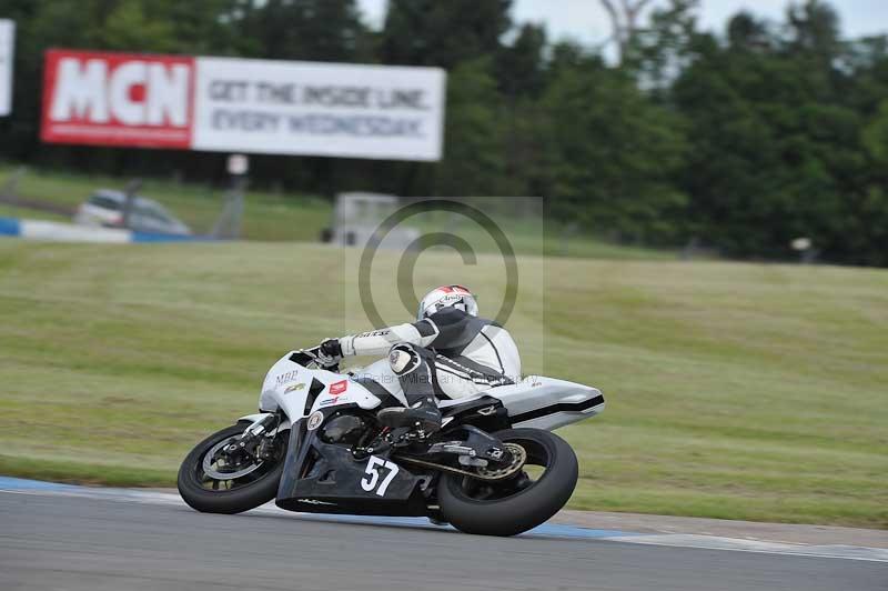Motorcycle action photographs;donington;donington park leicestershire;donington photographs;event digital images;eventdigitalimages;no limits trackday;peter wileman photography;trackday;trackday digital images;trackday photos