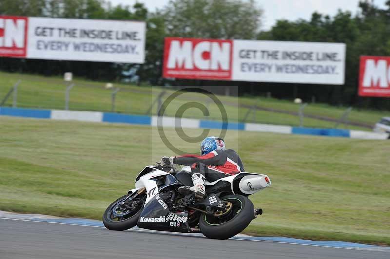 Motorcycle action photographs;donington;donington park leicestershire;donington photographs;event digital images;eventdigitalimages;no limits trackday;peter wileman photography;trackday;trackday digital images;trackday photos