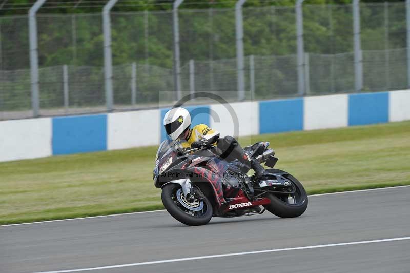 Motorcycle action photographs;donington;donington park leicestershire;donington photographs;event digital images;eventdigitalimages;no limits trackday;peter wileman photography;trackday;trackday digital images;trackday photos