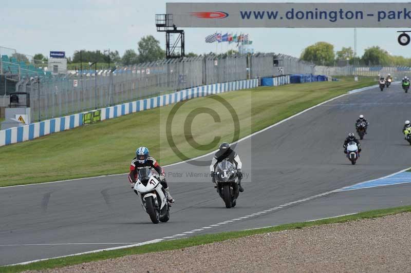Motorcycle action photographs;donington;donington park leicestershire;donington photographs;event digital images;eventdigitalimages;no limits trackday;peter wileman photography;trackday;trackday digital images;trackday photos