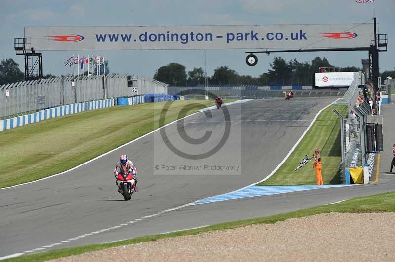 Motorcycle action photographs;donington;donington park leicestershire;donington photographs;event digital images;eventdigitalimages;no limits trackday;peter wileman photography;trackday;trackday digital images;trackday photos