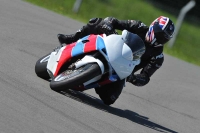 Motorcycle-action-photographs;donington;donington-park-leicestershire;donington-photographs;event-digital-images;eventdigitalimages;no-limits-trackday;peter-wileman-photography;trackday;trackday-digital-images;trackday-photos