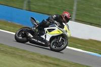 Motorcycle-action-photographs;donington;donington-park-leicestershire;donington-photographs;event-digital-images;eventdigitalimages;no-limits-trackday;peter-wileman-photography;trackday;trackday-digital-images;trackday-photos