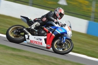 Motorcycle-action-photographs;donington;donington-park-leicestershire;donington-photographs;event-digital-images;eventdigitalimages;no-limits-trackday;peter-wileman-photography;trackday;trackday-digital-images;trackday-photos