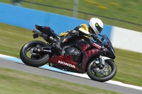Motorcycle-action-photographs;donington;donington-park-leicestershire;donington-photographs;event-digital-images;eventdigitalimages;no-limits-trackday;peter-wileman-photography;trackday;trackday-digital-images;trackday-photos