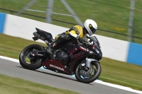 Motorcycle-action-photographs;donington;donington-park-leicestershire;donington-photographs;event-digital-images;eventdigitalimages;no-limits-trackday;peter-wileman-photography;trackday;trackday-digital-images;trackday-photos