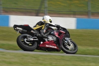 Motorcycle-action-photographs;donington;donington-park-leicestershire;donington-photographs;event-digital-images;eventdigitalimages;no-limits-trackday;peter-wileman-photography;trackday;trackday-digital-images;trackday-photos