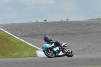 Motorcycle-action-photographs;donington;donington-park-leicestershire;donington-photographs;event-digital-images;eventdigitalimages;no-limits-trackday;peter-wileman-photography;trackday;trackday-digital-images;trackday-photos