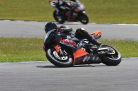 Motorcycle-action-photographs;donington;donington-park-leicestershire;donington-photographs;event-digital-images;eventdigitalimages;no-limits-trackday;peter-wileman-photography;trackday;trackday-digital-images;trackday-photos