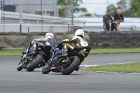 Motorcycle-action-photographs;donington;donington-park-leicestershire;donington-photographs;event-digital-images;eventdigitalimages;no-limits-trackday;peter-wileman-photography;trackday;trackday-digital-images;trackday-photos
