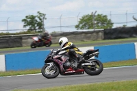 Motorcycle-action-photographs;donington;donington-park-leicestershire;donington-photographs;event-digital-images;eventdigitalimages;no-limits-trackday;peter-wileman-photography;trackday;trackday-digital-images;trackday-photos