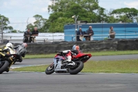 Motorcycle-action-photographs;donington;donington-park-leicestershire;donington-photographs;event-digital-images;eventdigitalimages;no-limits-trackday;peter-wileman-photography;trackday;trackday-digital-images;trackday-photos