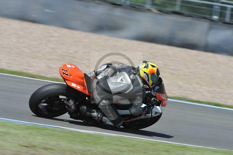 Motorcycle action photographs;donington;donington park leicestershire;donington photographs;event digital images;eventdigitalimages;no limits trackday;peter wileman photography;trackday;trackday digital images;trackday photos