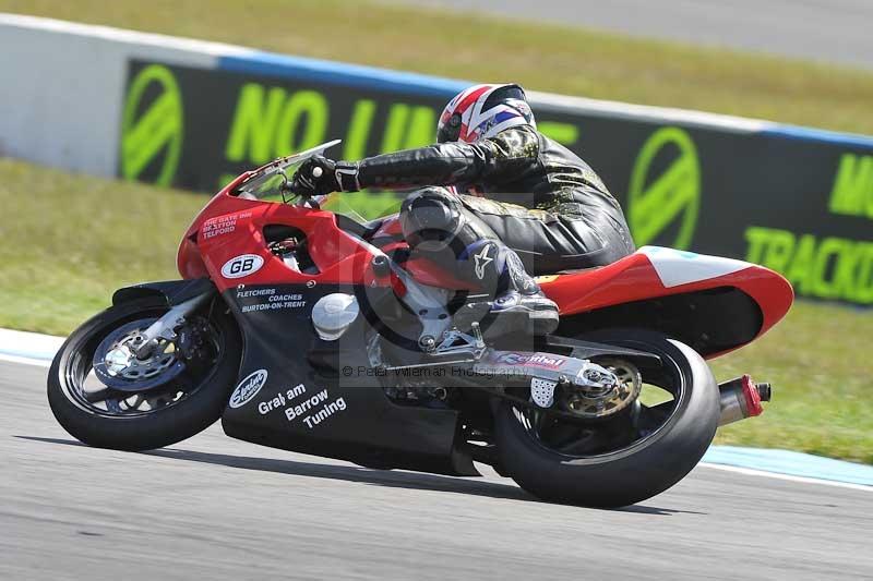 Motorcycle action photographs;donington;donington park leicestershire;donington photographs;event digital images;eventdigitalimages;no limits trackday;peter wileman photography;trackday;trackday digital images;trackday photos