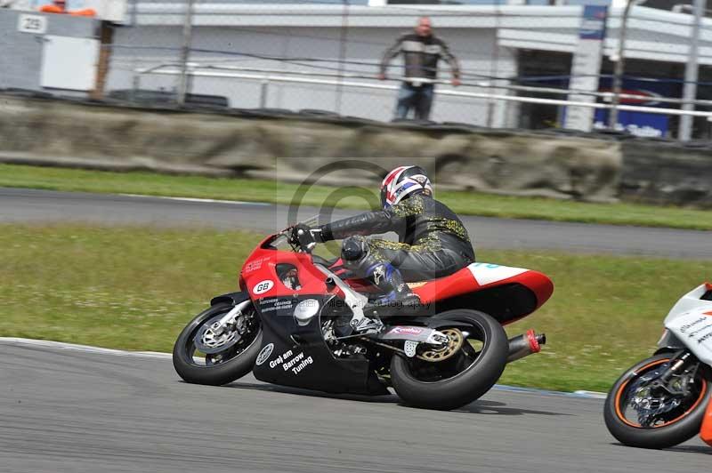 Motorcycle action photographs;donington;donington park leicestershire;donington photographs;event digital images;eventdigitalimages;no limits trackday;peter wileman photography;trackday;trackday digital images;trackday photos