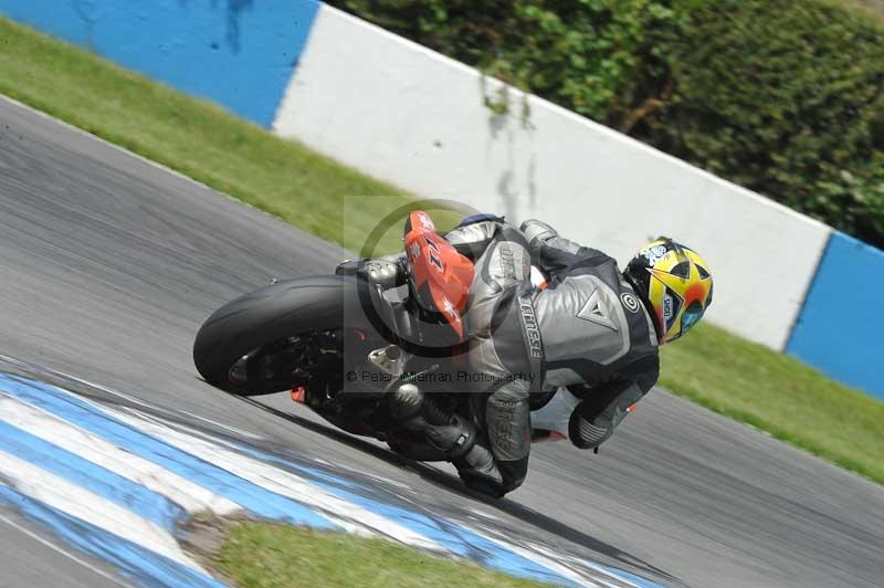 Motorcycle action photographs;donington;donington park leicestershire;donington photographs;event digital images;eventdigitalimages;no limits trackday;peter wileman photography;trackday;trackday digital images;trackday photos