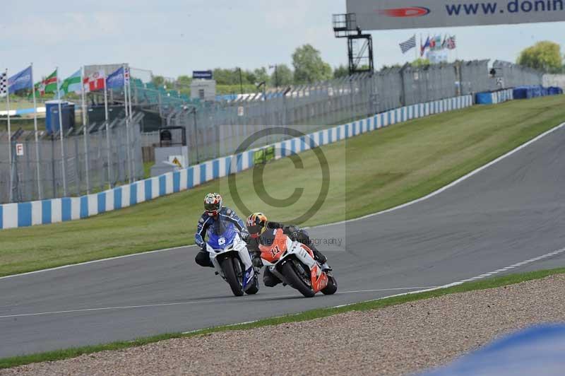 Motorcycle action photographs;donington;donington park leicestershire;donington photographs;event digital images;eventdigitalimages;no limits trackday;peter wileman photography;trackday;trackday digital images;trackday photos