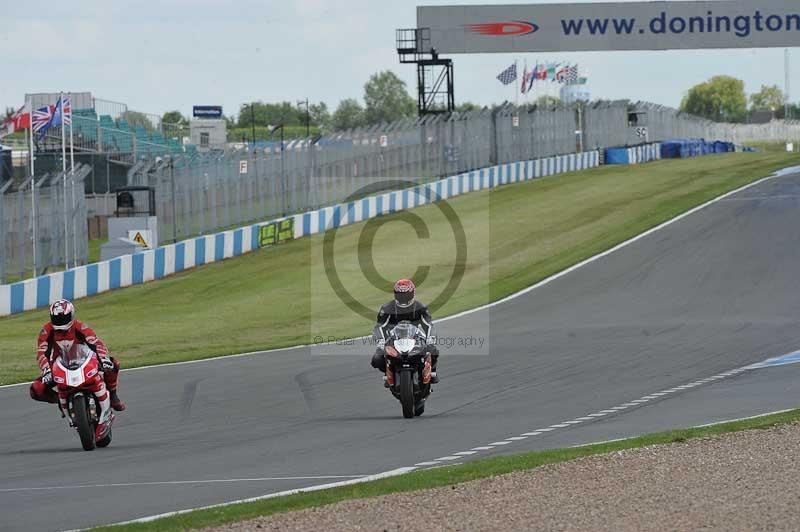 Motorcycle action photographs;donington;donington park leicestershire;donington photographs;event digital images;eventdigitalimages;no limits trackday;peter wileman photography;trackday;trackday digital images;trackday photos