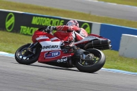 Motorcycle-action-photographs;donington;donington-park-leicestershire;donington-photographs;event-digital-images;eventdigitalimages;no-limits-trackday;peter-wileman-photography;trackday;trackday-digital-images;trackday-photos