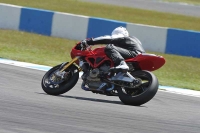 Motorcycle-action-photographs;donington;donington-park-leicestershire;donington-photographs;event-digital-images;eventdigitalimages;no-limits-trackday;peter-wileman-photography;trackday;trackday-digital-images;trackday-photos