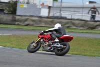 Motorcycle-action-photographs;donington;donington-park-leicestershire;donington-photographs;event-digital-images;eventdigitalimages;no-limits-trackday;peter-wileman-photography;trackday;trackday-digital-images;trackday-photos