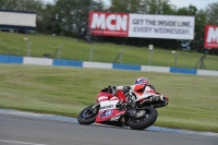 Motorcycle-action-photographs;donington;donington-park-leicestershire;donington-photographs;event-digital-images;eventdigitalimages;no-limits-trackday;peter-wileman-photography;trackday;trackday-digital-images;trackday-photos