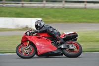 Motorcycle-action-photographs;donington;donington-park-leicestershire;donington-photographs;event-digital-images;eventdigitalimages;no-limits-trackday;peter-wileman-photography;trackday;trackday-digital-images;trackday-photos