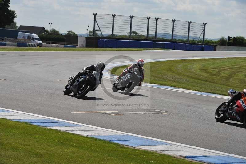 Motorcycle action photographs;donington;donington park leicestershire;donington photographs;event digital images;eventdigitalimages;no limits trackday;peter wileman photography;trackday;trackday digital images;trackday photos