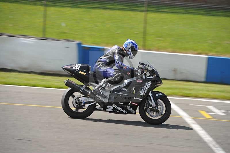 Motorcycle action photographs;donington;donington park leicestershire;donington photographs;event digital images;eventdigitalimages;no limits trackday;peter wileman photography;trackday;trackday digital images;trackday photos