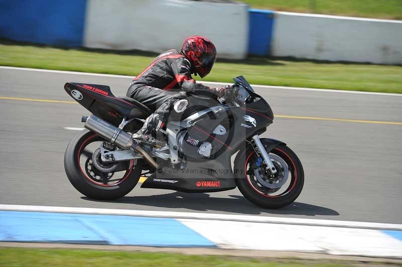 Motorcycle action photographs;donington;donington park leicestershire;donington photographs;event digital images;eventdigitalimages;no limits trackday;peter wileman photography;trackday;trackday digital images;trackday photos