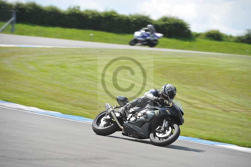 Motorcycle action photographs;donington;donington park leicestershire;donington photographs;event digital images;eventdigitalimages;no limits trackday;peter wileman photography;trackday;trackday digital images;trackday photos