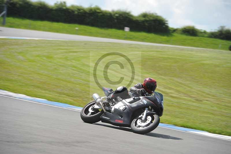 Motorcycle action photographs;donington;donington park leicestershire;donington photographs;event digital images;eventdigitalimages;no limits trackday;peter wileman photography;trackday;trackday digital images;trackday photos