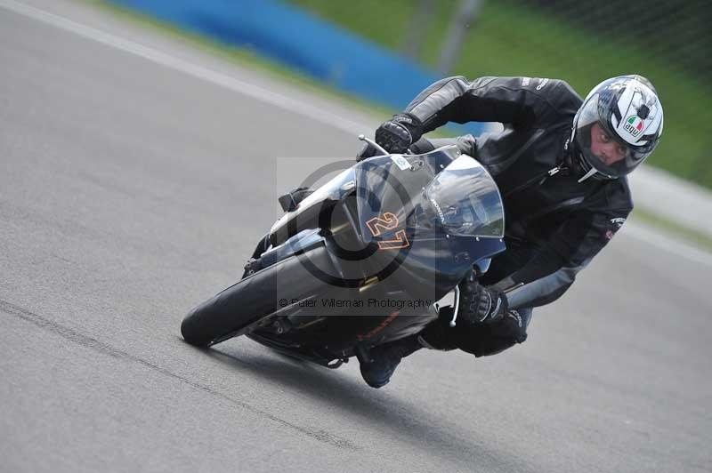 Motorcycle action photographs;donington;donington park leicestershire;donington photographs;event digital images;eventdigitalimages;no limits trackday;peter wileman photography;trackday;trackday digital images;trackday photos