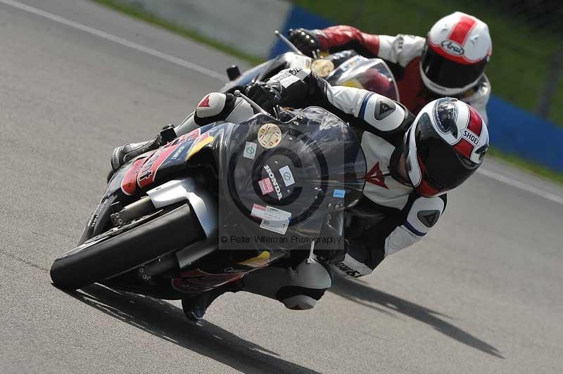 Motorcycle action photographs;donington;donington park leicestershire;donington photographs;event digital images;eventdigitalimages;no limits trackday;peter wileman photography;trackday;trackday digital images;trackday photos
